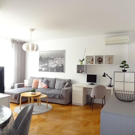 Well-Equipped Apartment With Free Parking ザグレブ エクステリア 写真