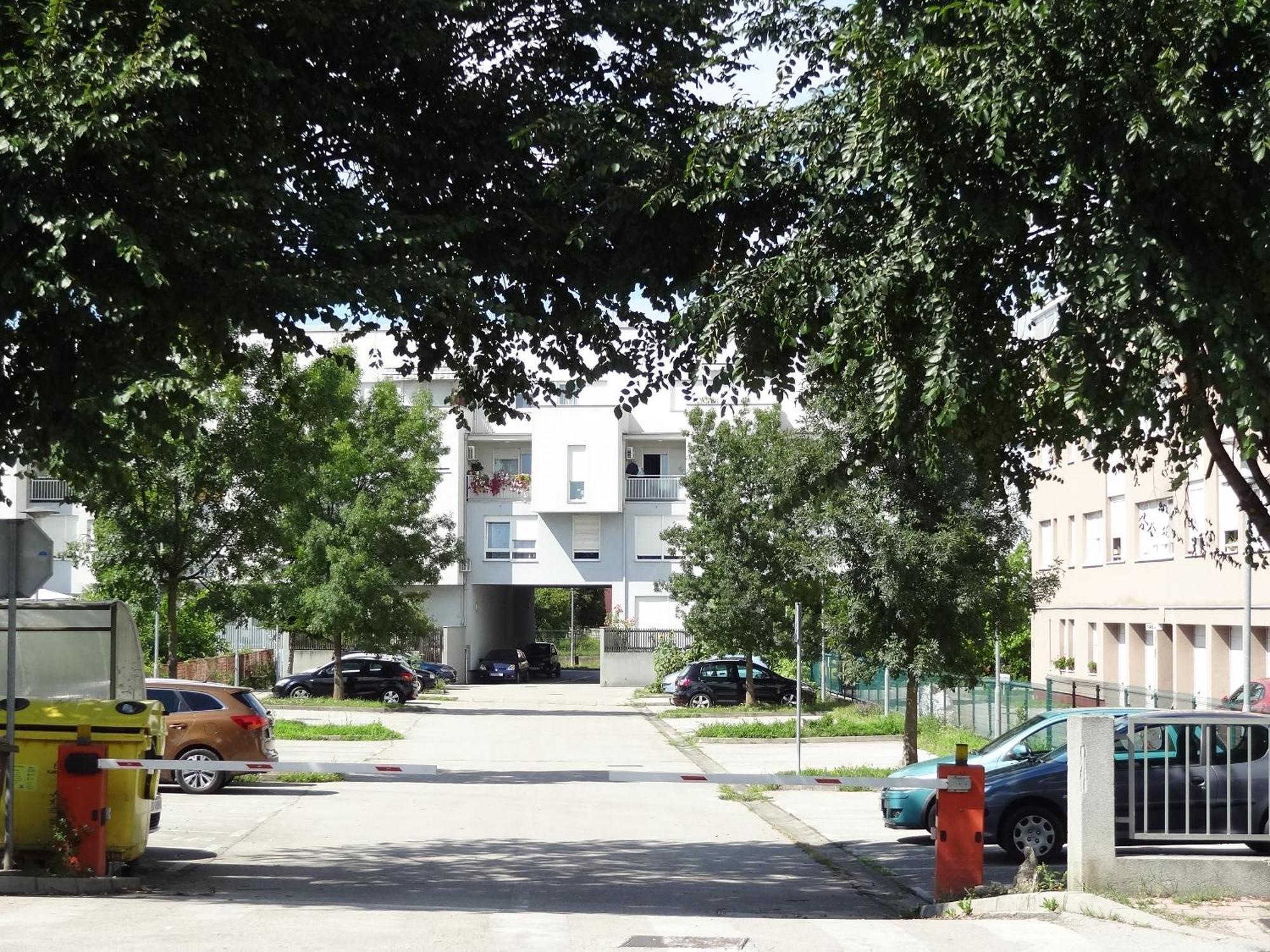Well-Equipped Apartment With Free Parking ザグレブ エクステリア 写真
